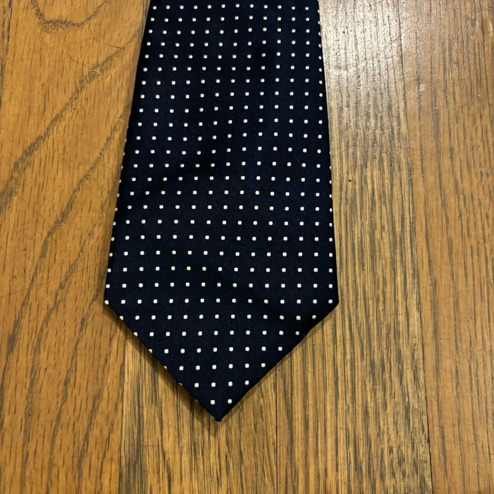 Tommy Hilfiger 100% Silk Polka Dot Necktie